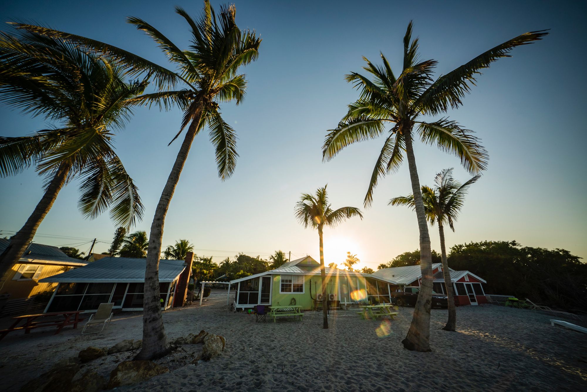 Places to stay on beachfront in Sanibel Florida
